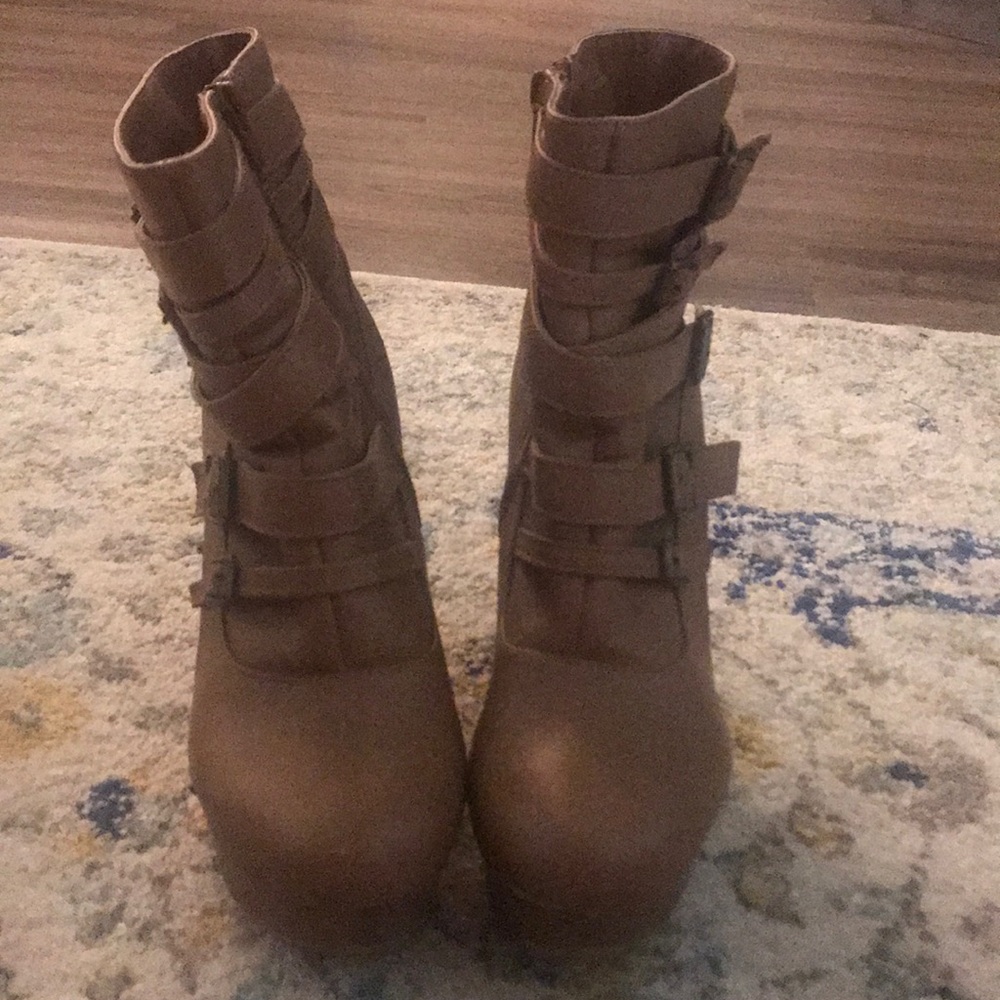 Camel booties - Picture 2 of 6